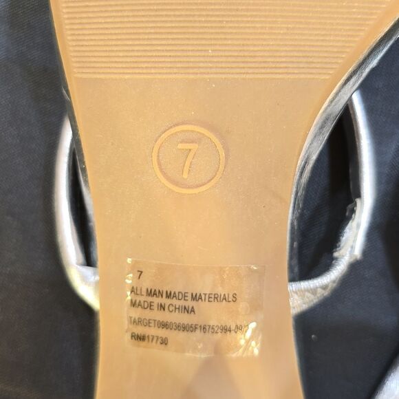 A NEW DAY SQUARE TOE DOUBLE STRAP ROUNDED BLOCK HEEL OPEN-TOE SANDAL - Picture 9 of 13